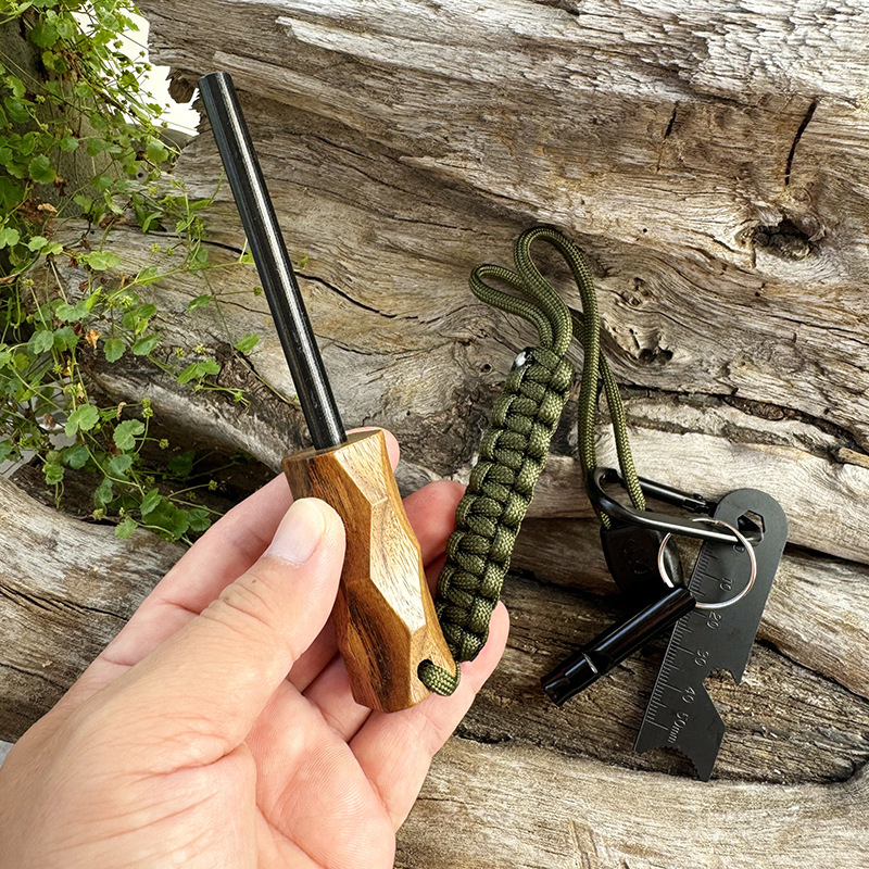 Nouveau Démarreur de silex d'e - Fire Starter Flint avis et prix
