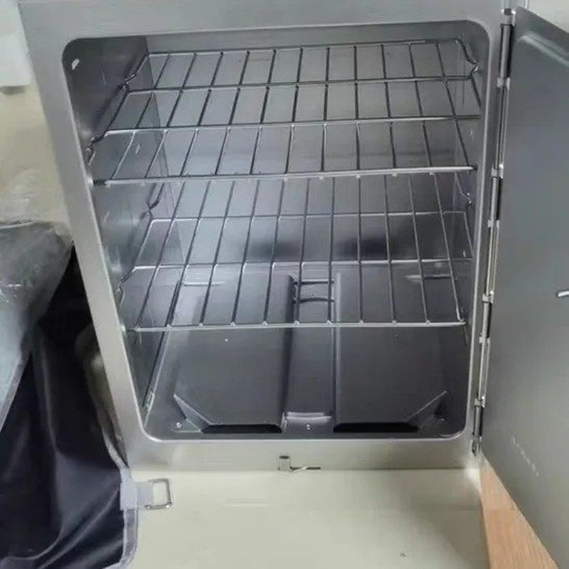 Four à fumoir pliable en acier - Outdoor Camping Oven avis et prix